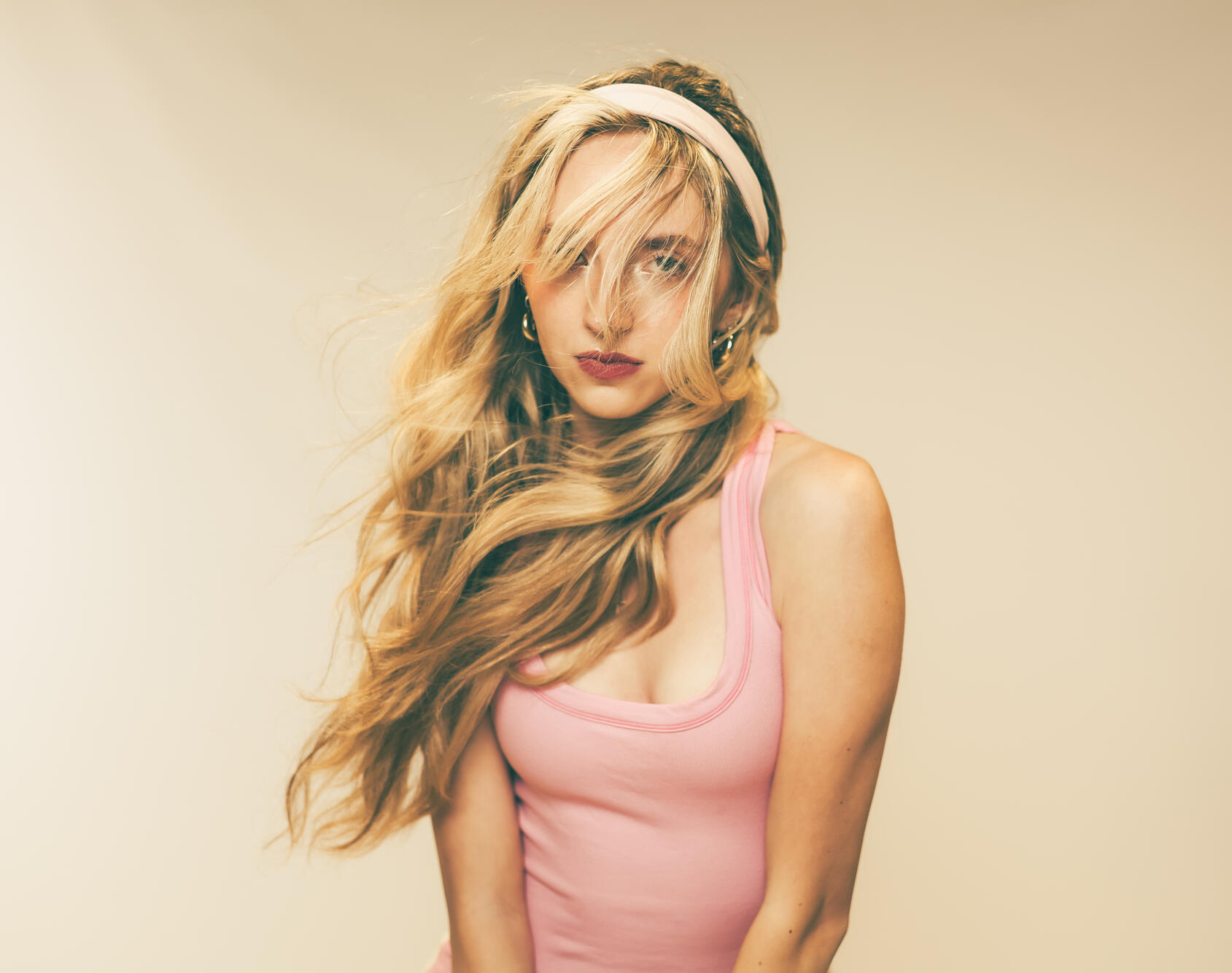 Vi Gallery Production